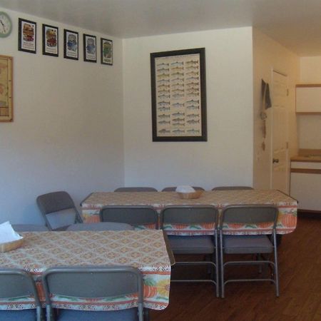 Corral Creek Lodge 克恩维尔 外观 照片