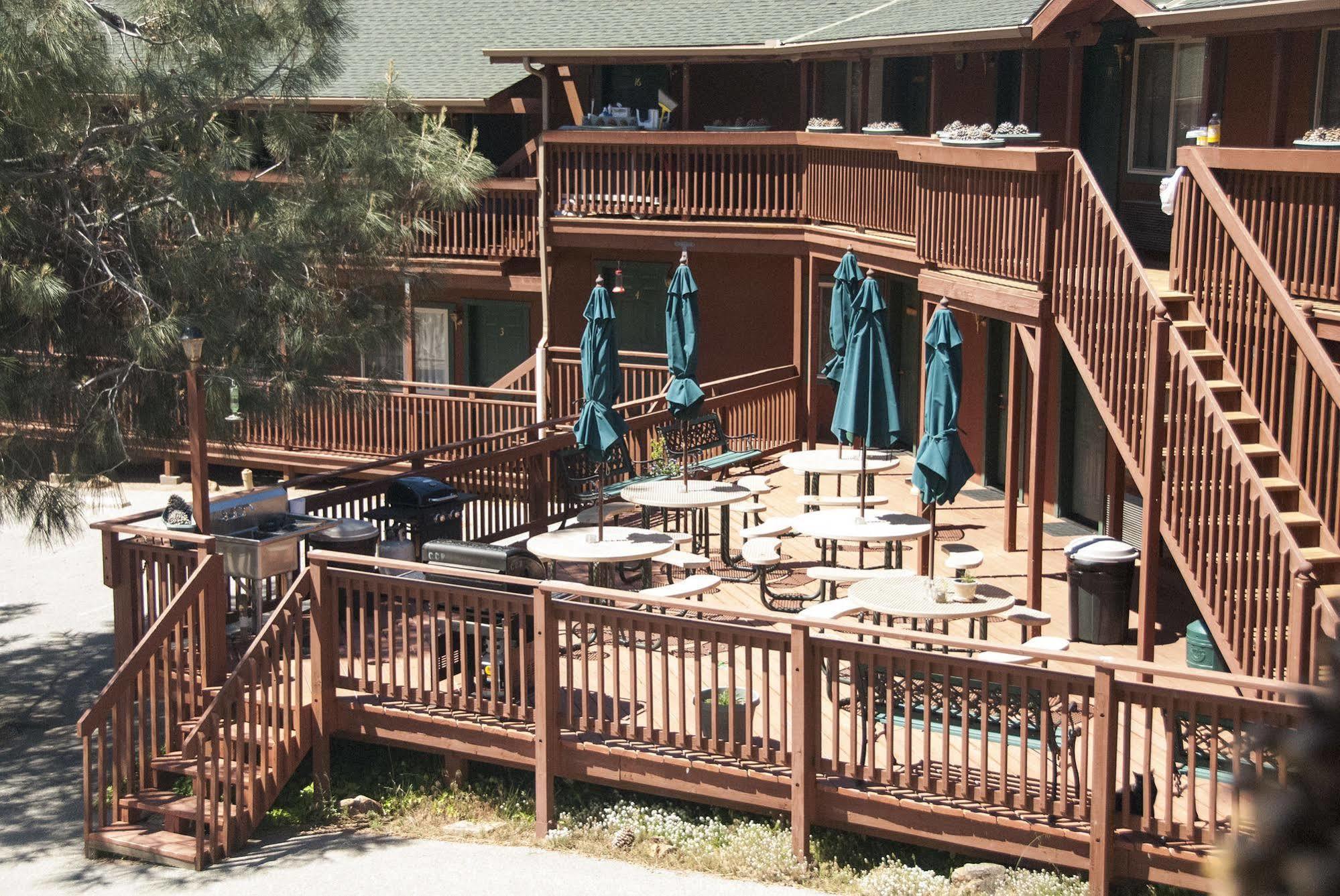Corral Creek Lodge 克恩维尔 外观 照片