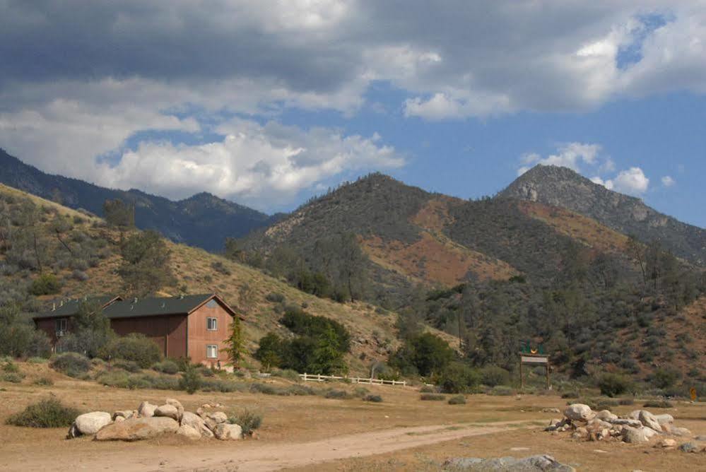 Corral Creek Lodge 克恩维尔 外观 照片